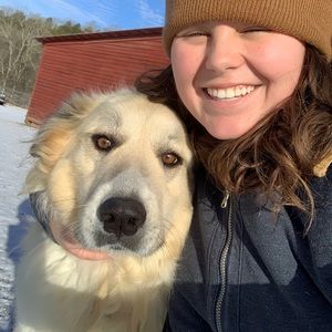 Meet your Posher, Emily